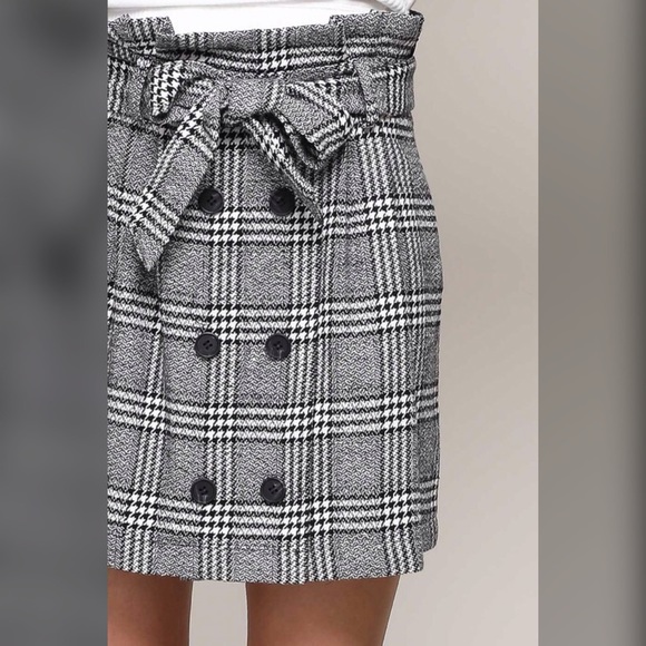 ❤️LAST 2! Double Horn Button Skirt! - Picture 3 of 4